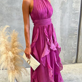 Vestido maxi de cuello halter con cintura entallada y volantes