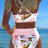 Kontraszt virágmintás bikini és hasíték