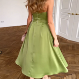 Liora | Elegáns Midi Ruha Pántok Nélkül