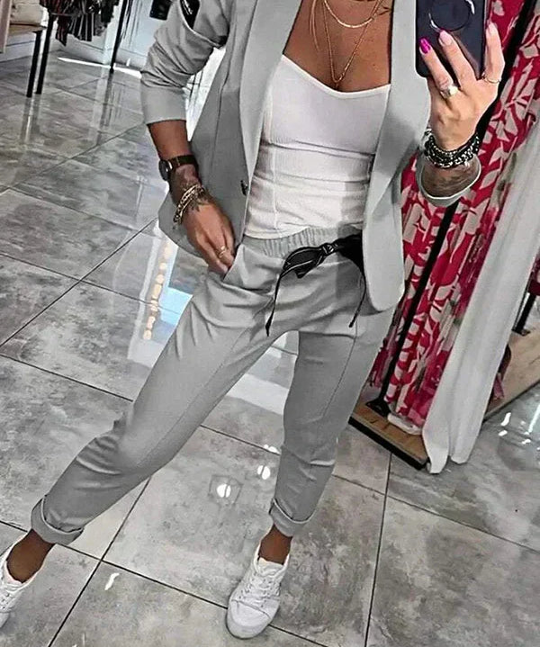 Adriana - Elegant Set