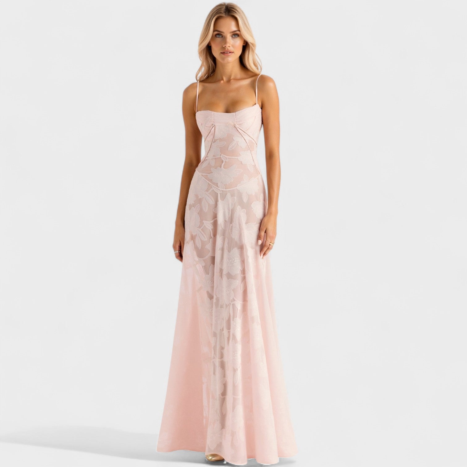 Verona - Maxi dress in floral lace