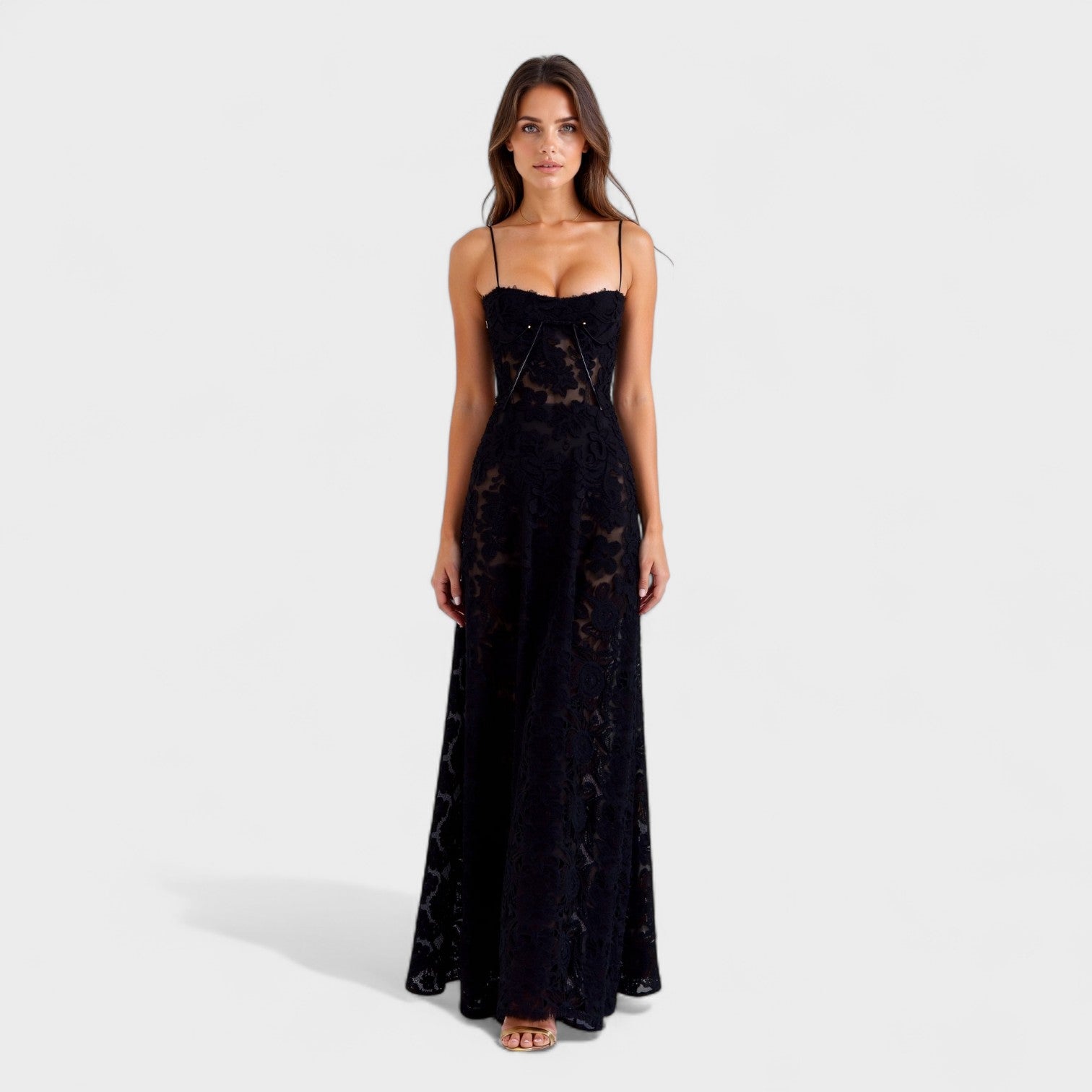 Verona - Maxi dress in floral lace