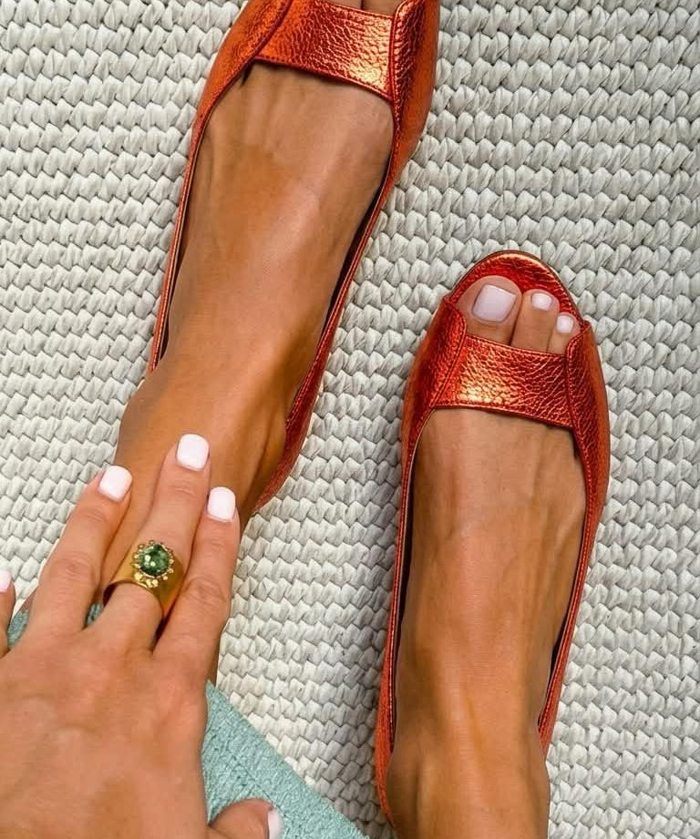 Adelina | Arany Comfort Chic Szandál