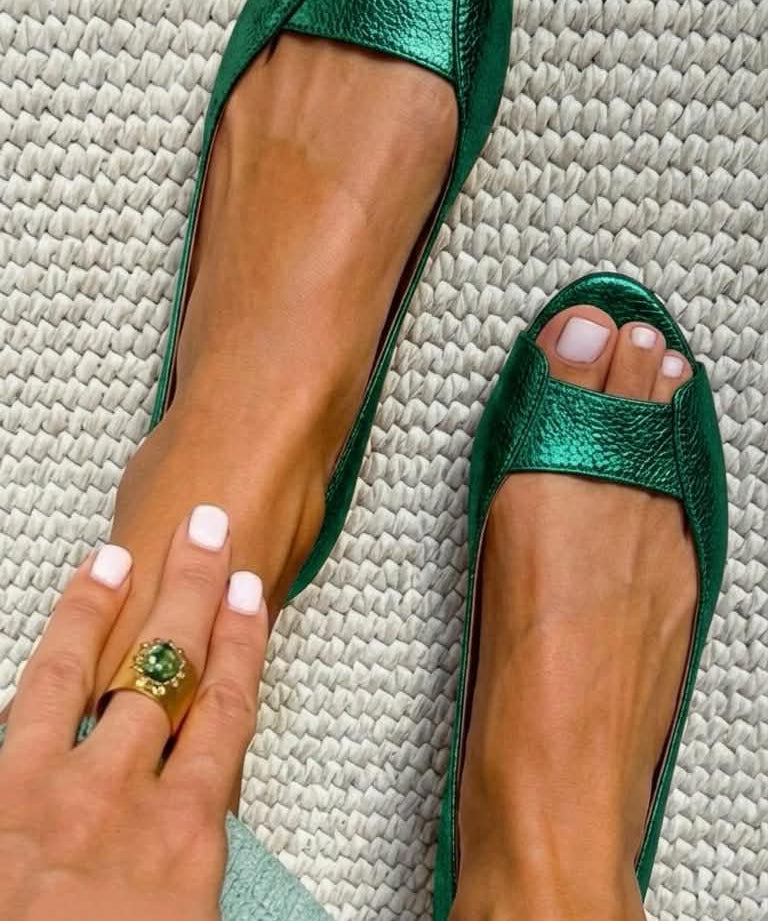 Adelina | Arany Comfort Chic Szandál
