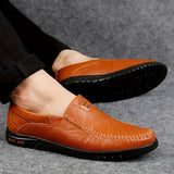 Elegantes mocasines de piel