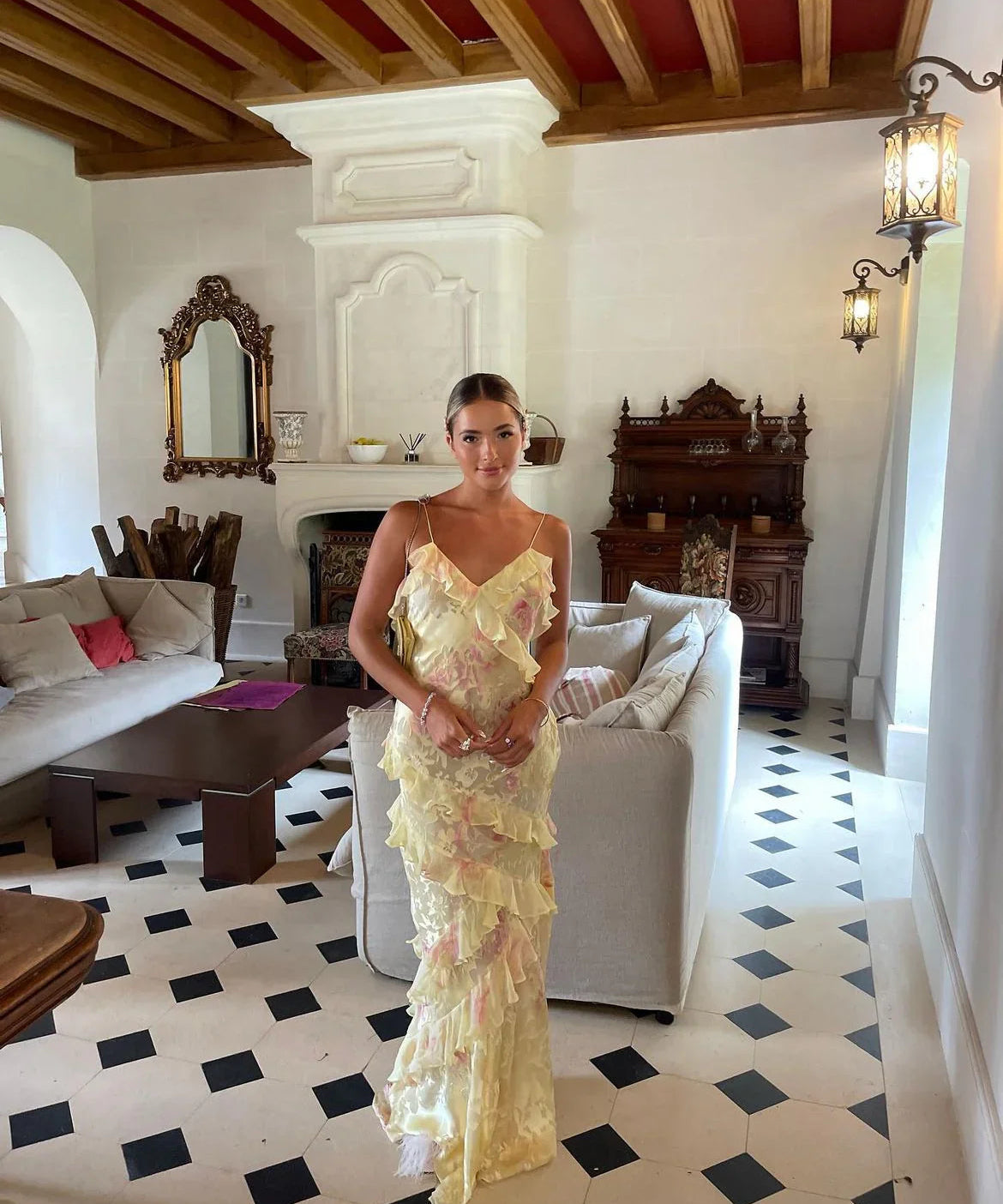 Juliet - Long Dress with Ruffles