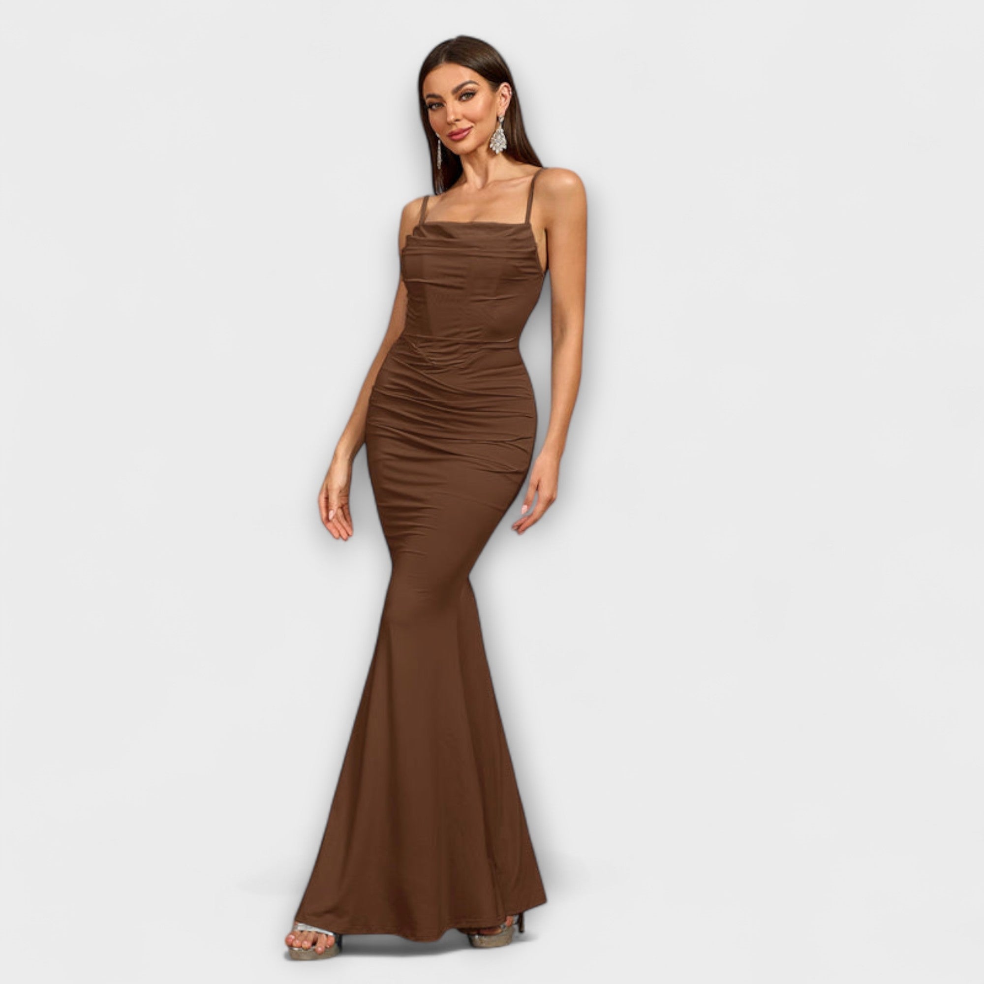 Callie - Elegáns fodros ruha