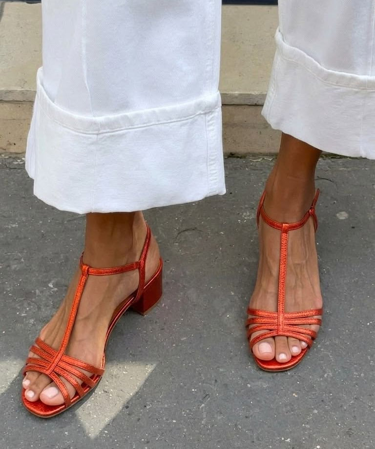 Allegra | Arany Szandálok Mindennapi Elegancia